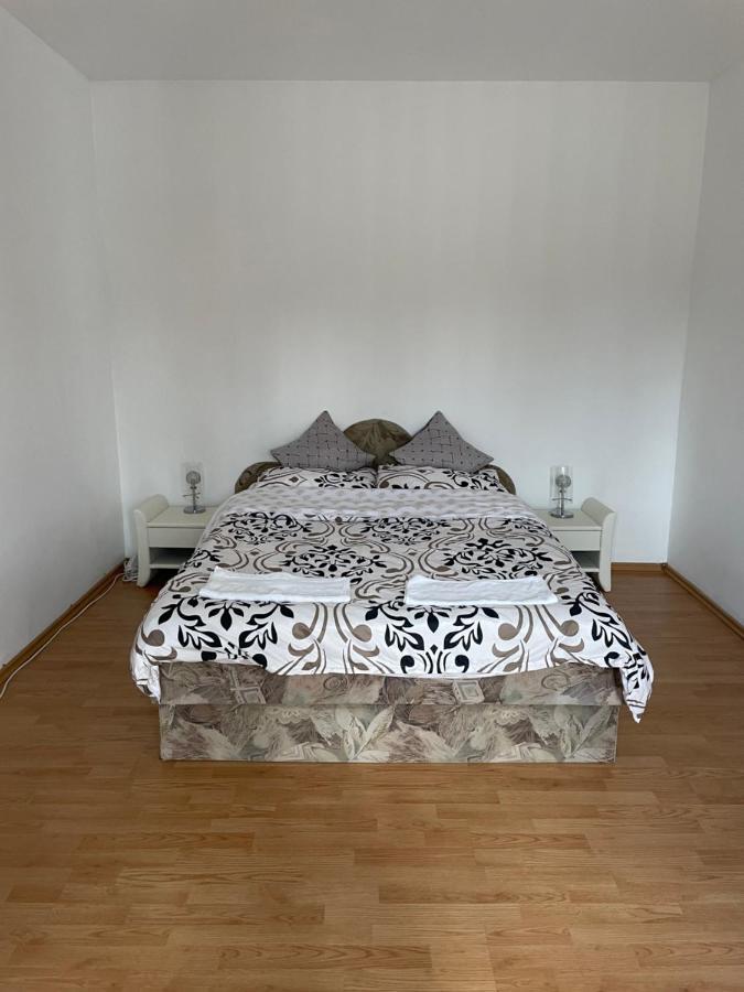 Vila Ekooos Braşov Esterno foto